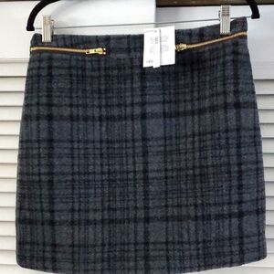 ASOS NWT  Plaid Gray And Black Mini Skirt ,Size 8